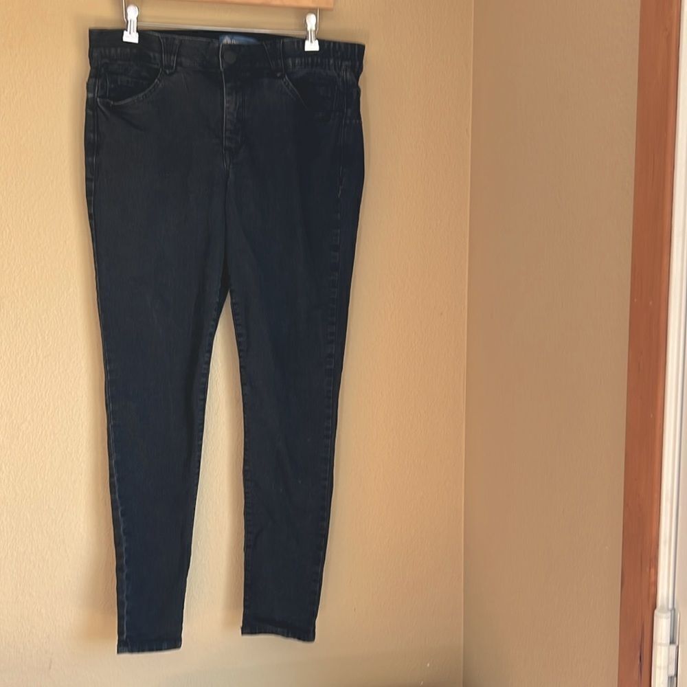Democracy Absolution Black stretchy jeans 14